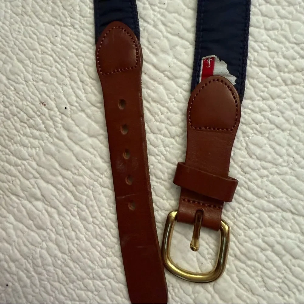 Leatherman Limited Youth belt 32 Stylish Navy Belt with North Carolina logo